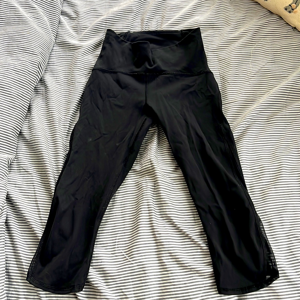 Lululemon Base Pace High Rise Crop